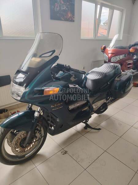 Honda St 1100