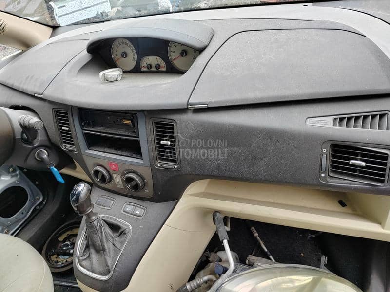 Lancia Musa 1.4b 2005. god. -  kompletan auto u delovima