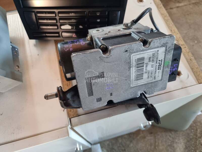 Saab 9-3 2003. god. -  kompletan auto u delovima