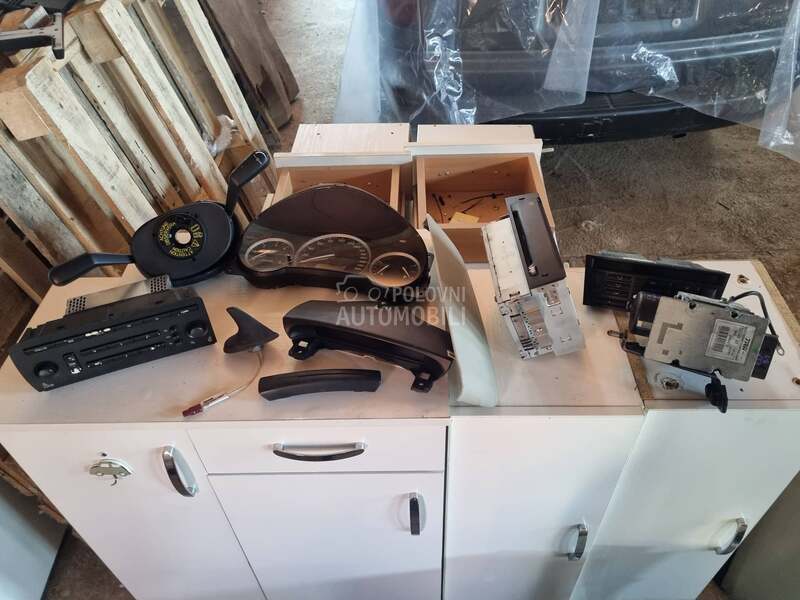 Saab 9-3 2003. god. -  kompletan auto u delovima