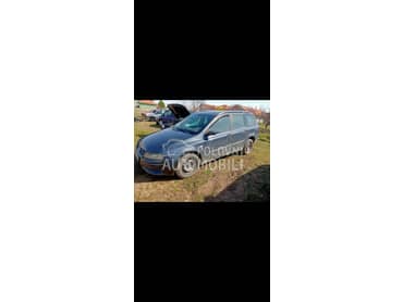 Fiat Stilo -  kompletan auto u delovima