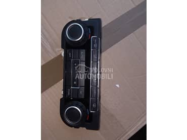 klimatronik za Volkswagen Golf 6 za 2010. god.