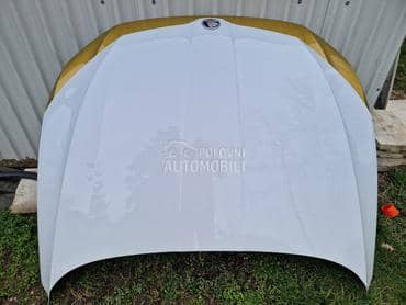 Hauba/Branik/Krilo/Far za Škoda Superb od 2016. do 2022. god.