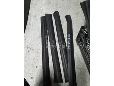 Gume na stubovima za Opel Meriva