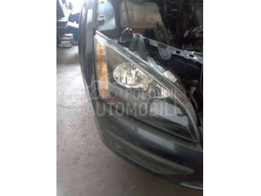 Desni far za Ford Focus od 2004. do 2007. god.