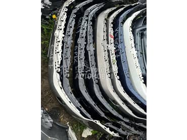 Branik prednji za Volkswagen Golf 7 od 2013. do 2016. god.