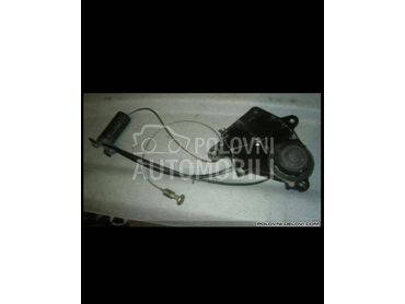 Nosac rezernog tocka za Peugeot 307 od 2001. do 2008. god.