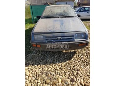 Ford Sierra -  kompletan auto u delovima