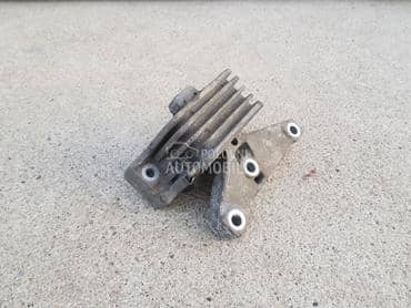 Nosač motora 1.4 benzin 54kw za Peugeot 207