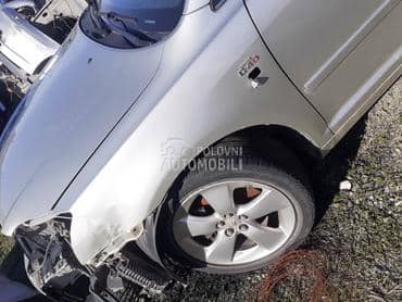 Toyota Avensis -  kompletan auto u delovima