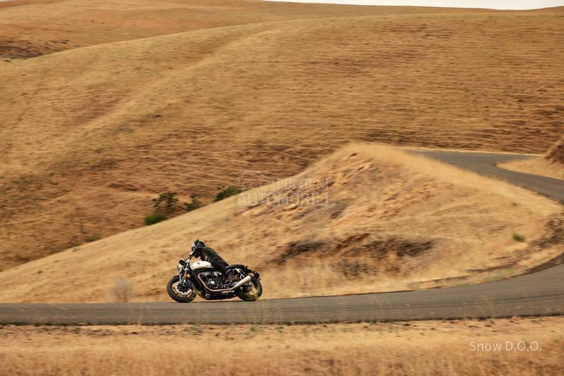 Triumph Speed Twin 1200