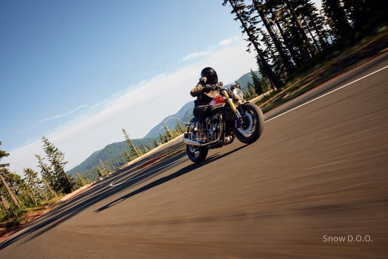 Triumph Speed Twin 1200