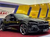 Ferrari Purosangue W12 4WD