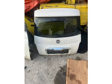 Gepek vrata 268/A bela za Fiat 500