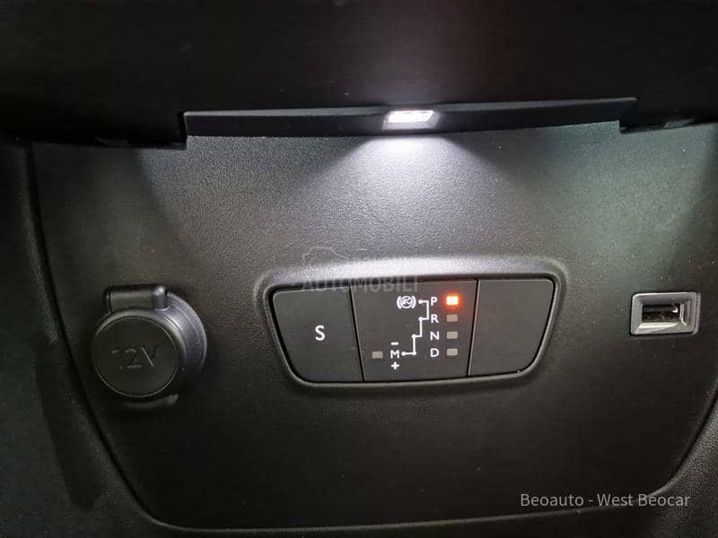 Citroen C3 Aircross TURBO AT SHINE