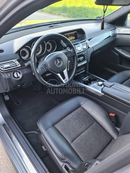Mercedes Benz E 220 