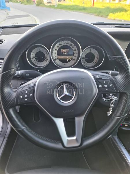 Mercedes Benz E 220 