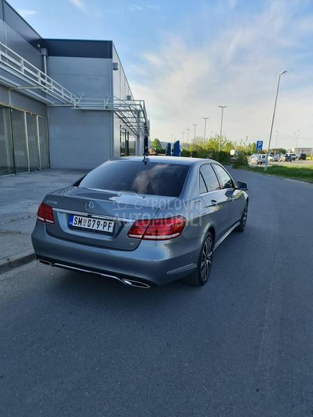 Mercedes Benz E 220 