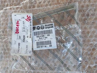 osovina poklopca goriva Ducato