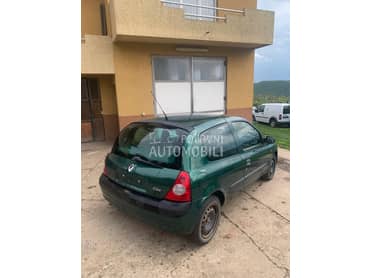 Stop svetla i stop lampe za Renault Clio od 2000. do 2005. god.