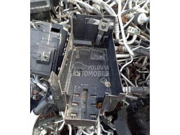 Kuciste akumulatora za Opel Insignia