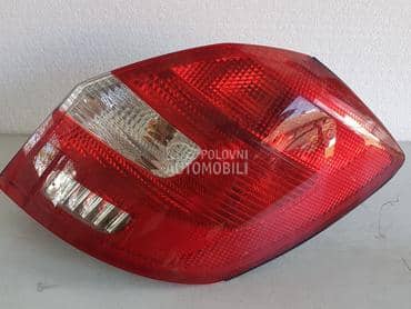 Desno stop svetlo lampa za Škoda Fabia