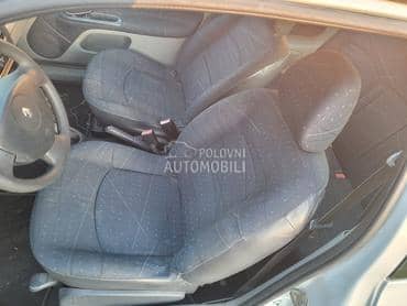 clio 3 enterijer troje vrata za Renault Clio od 2002. do 2009. god.