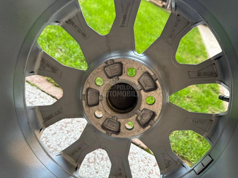 Continental 215/40 R17 Letnja