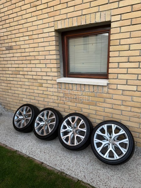 Continental 215/40 R17 Letnja