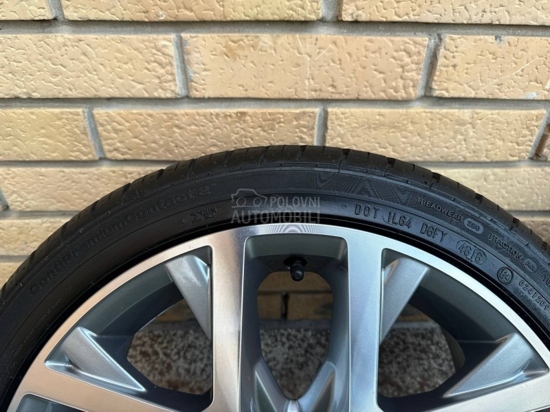 Continental 215/40 R17 Letnja