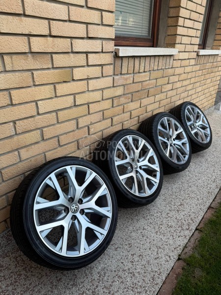 Continental 215/40 R17 Letnja