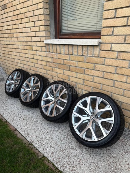 Continental 215/40 R17 Letnja