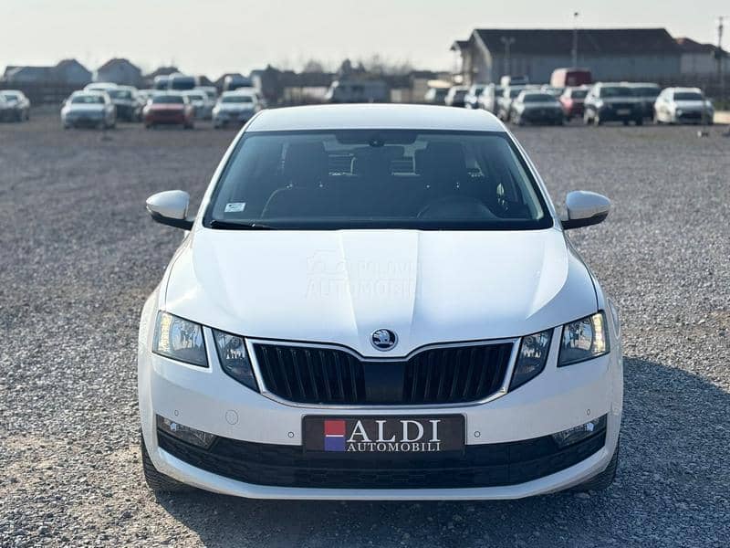 Škoda Octavia 1.6 Tdi/Business