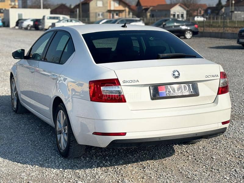 Škoda Octavia 1.6 Tdi/Business