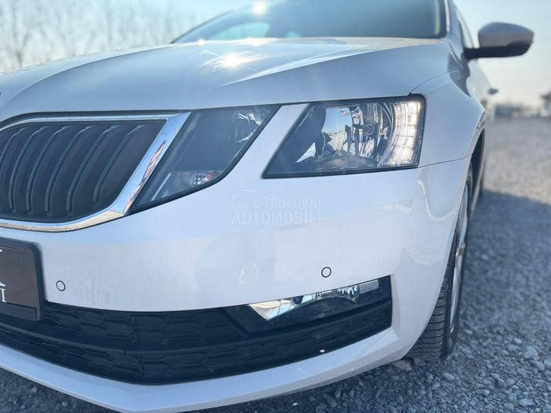 Škoda Octavia 1.6 Tdi/Business