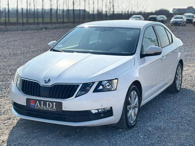 Škoda Octavia 1.6 Tdi/Business