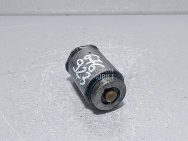 SENZOR PRITISKA ULJA za Mercedes Benz E Klasa