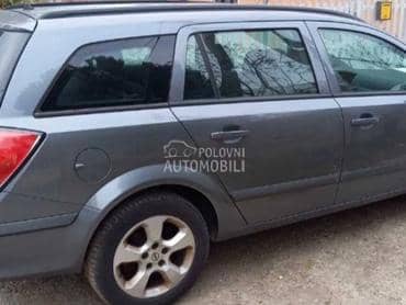 Opel Astra H 1.6 2005. god. -  kompletan auto u delovima