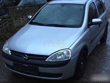 Opel Corsa C 1.2 -  kompletan auto u delovima
