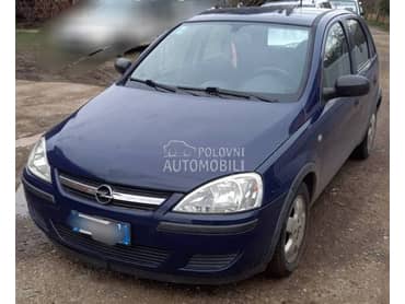 Opel Corsa C 1.3 -  kompletan auto u delovima