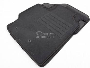 Original Tepih patosnice Yaris za Toyota Yaris od 2005. do 2011. god.