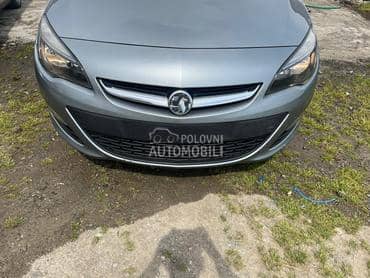 Maska za Opel Astra J od 2012. do 2016. god.