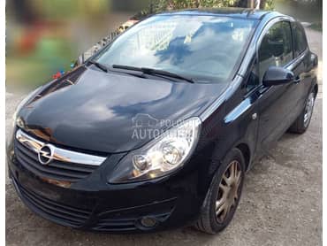 Opel Corsa D 1.4 -  kompletan auto u delovima