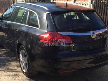 Opel Insignia 2.0 -  kompletan auto u delovima