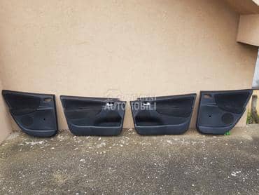 Tapacir vrata za Peugeot 207