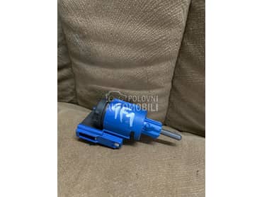 Prekidac stop svetla za Audi A6 od 2004. do 2011. god.