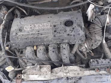 Toyota Avensis -  kompletan auto u delovima