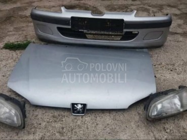 desni far za Peugeot 106 od 1998. do 2003. god.