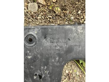 Drzac zadnjeg branika za Audi A6