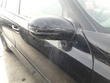 Retrovizor desni za Mercedes Benz E 220 od 2003. do 2008. god.